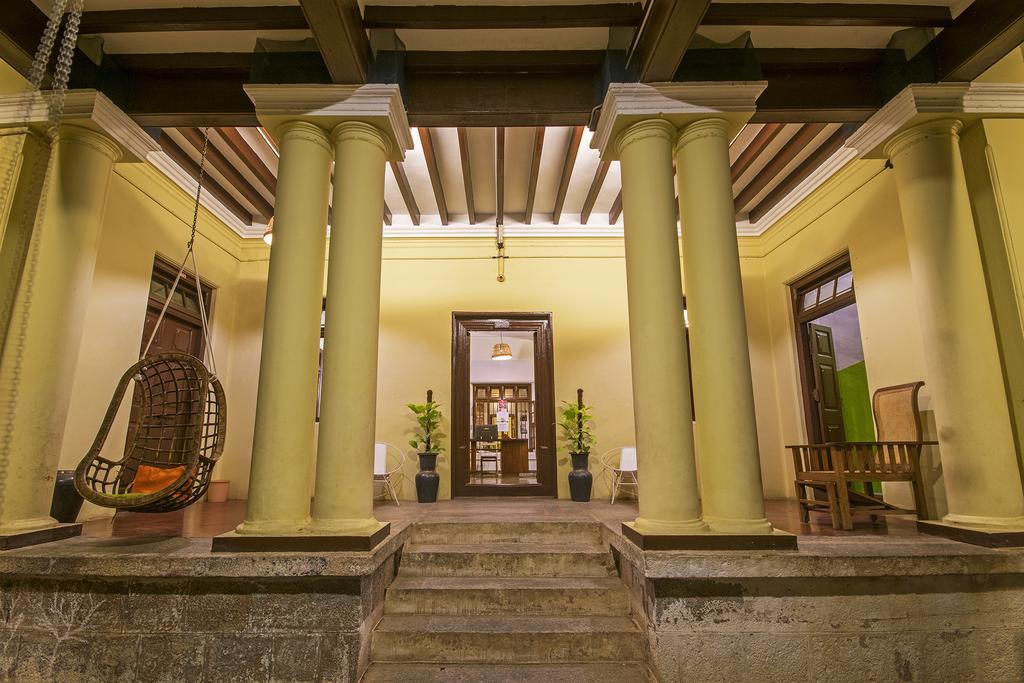 The Mansion 1907 Hostel Mysore Bagian luar foto